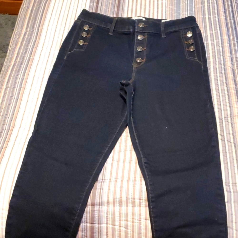Sophia Vergara Crop denim jeans